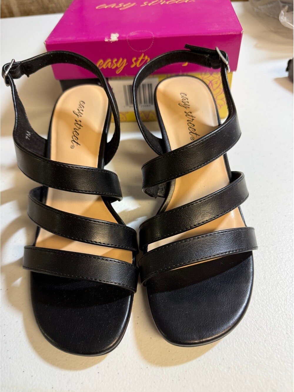 Easy Street Como Black Strappy Sandals Size 7M